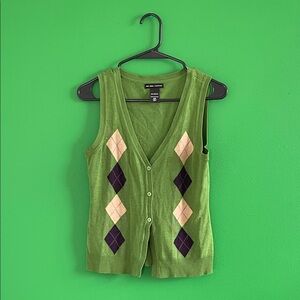 New York & Company Green Argyle Sweater Vest